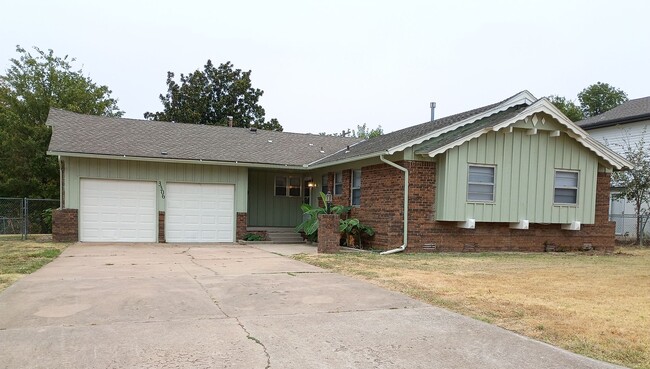 Photo - 3306 Mockingbird Lane House