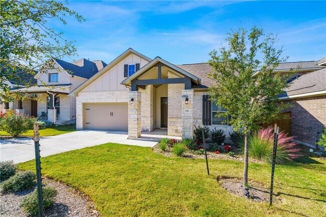 Building Photo - 941 Del Raphael Dr