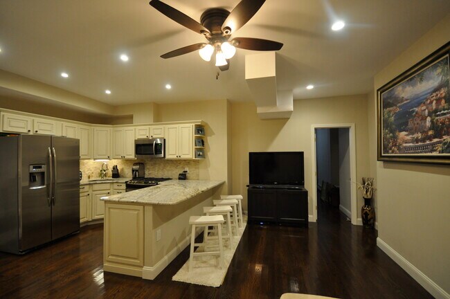 Foto del edificio - 591 Beacon St