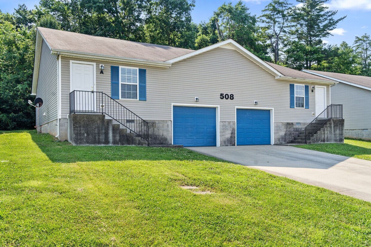 Foto principal - 508 Luxury Dr