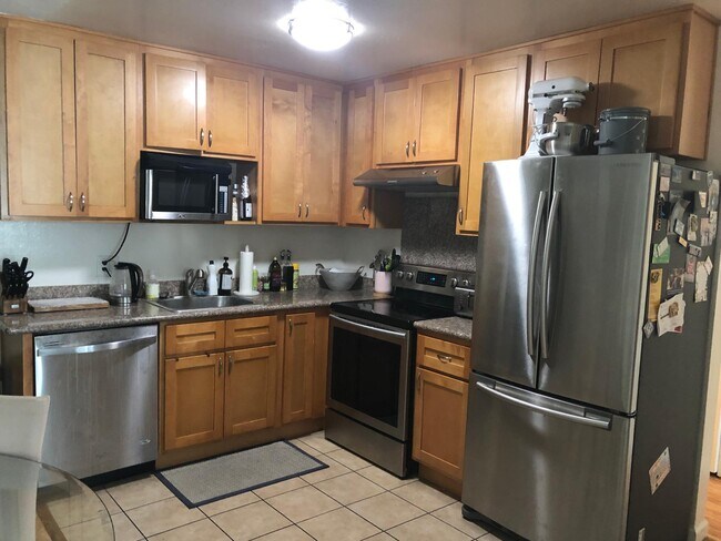 Foto del edificio - 4425 Norwalk Dr