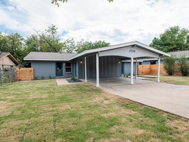 Foto del edificio - 2526 Glen Springs Way