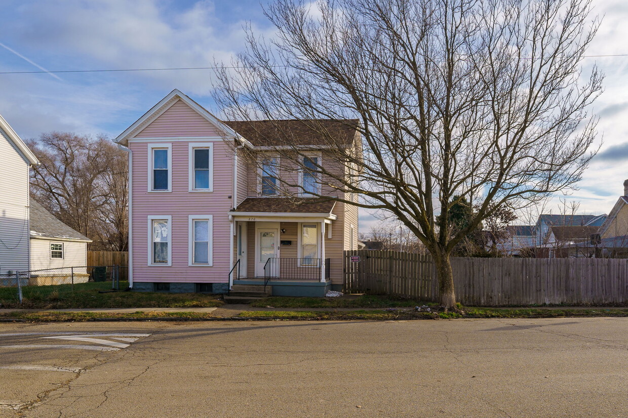 Foto principal - 270 S Torrence St