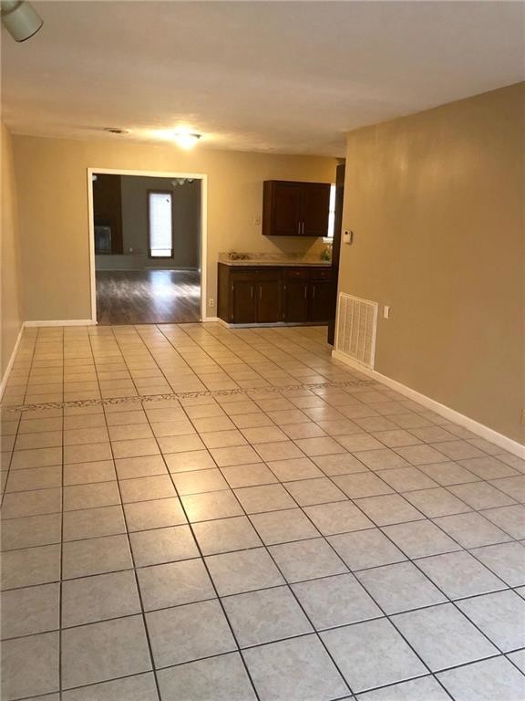 Foto del edificio - 817 Crestview Dr