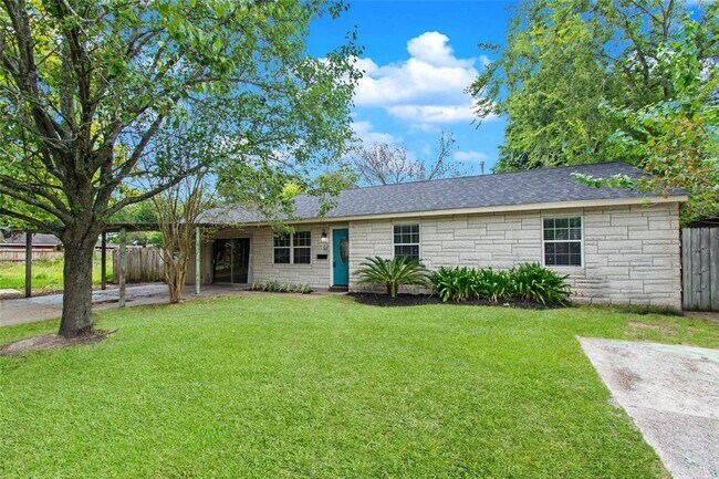 Foto del edificio - 1231 Hartwick Rd