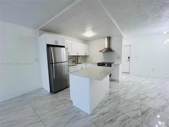 Foto del edificio - 7300 NW 17th St