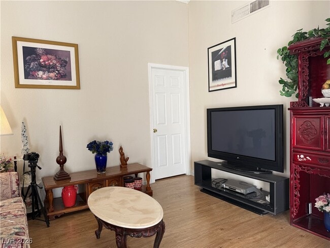 Building Photo - 4421 Fernbrook Rd