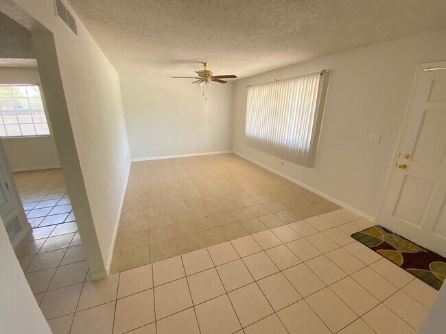 Foto del edificio - East El Paso 3 bed Refrig A/C