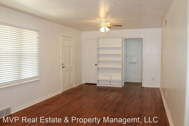 Foto del edificio - 3 br, 1.5 bath House - 813 E. Towry Dr.
