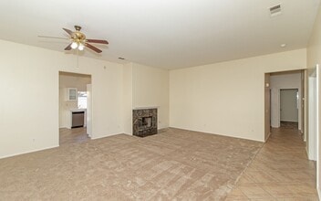 Building Photo - 3912 Posada Ct