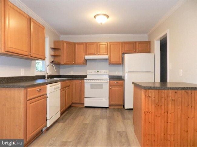 Building Photo - 7100 Plantation Forest Dr