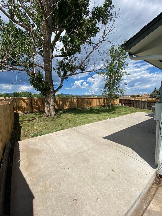 Foto del edificio - Family Style Home In The Coveted Marsten Neighborhood!