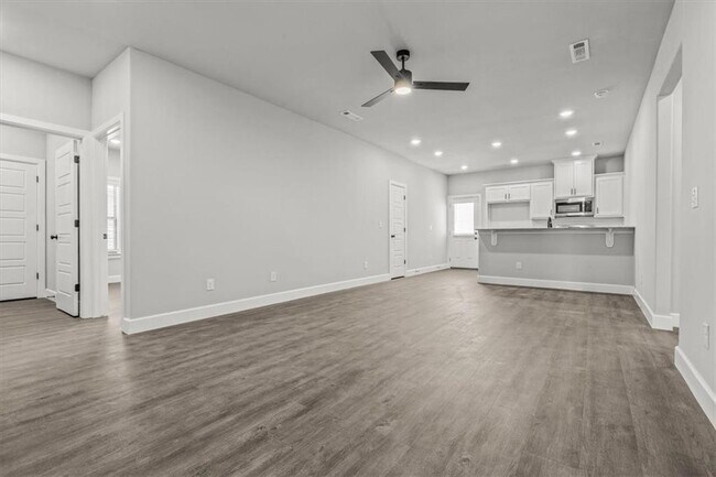 Foto del edificio - 1050 Sunshine Ct