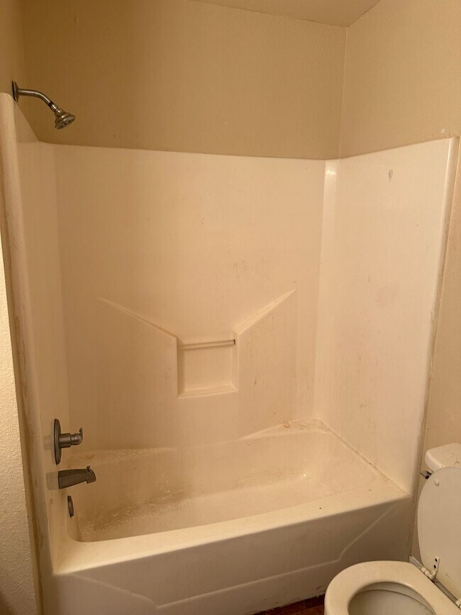 Foto del edificio - Bryan - 3 Bedroom / 2 Bath / Duplex / Fenced Yard.