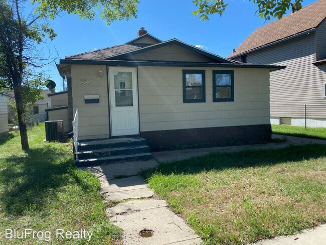 Building Photo - 2 br, 1 bath House - 530 3rd St SE