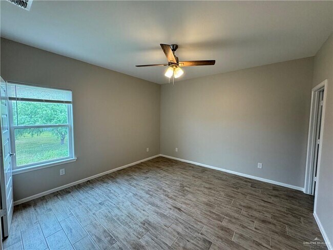 Building Photo - 1312 Sucre Dr