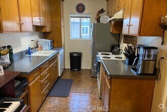 Building Photo - 531 S La Veta Park Cir
