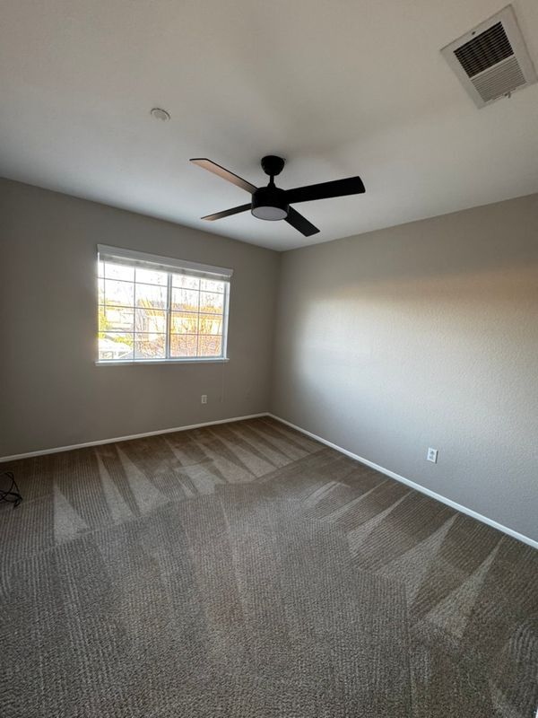 Foto del edificio - 8717 Timberwood Ct