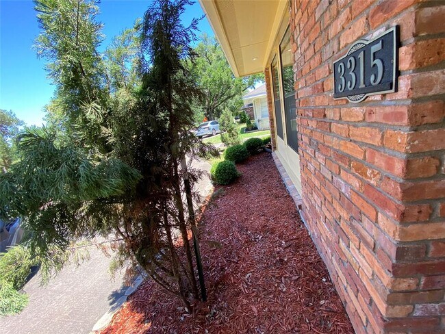 Building Photo - 3315 S Braeswood Blvd