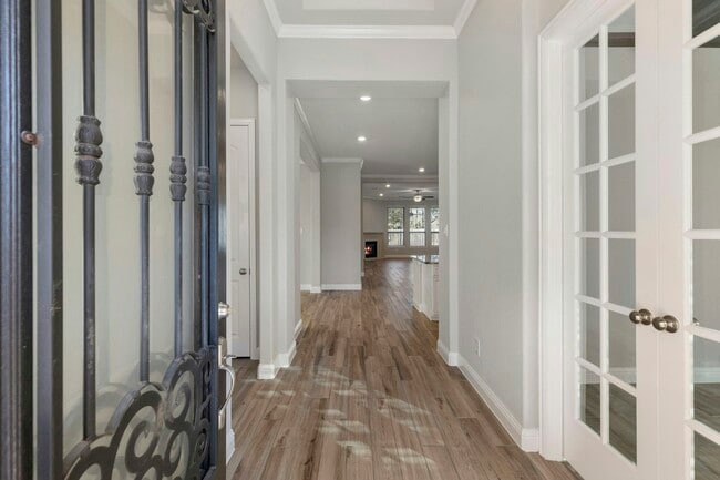 Foto del edificio - 18855 Collins View Dr