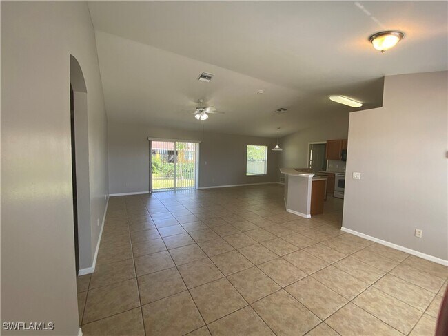 Foto del edificio - 2213 SW 4th St