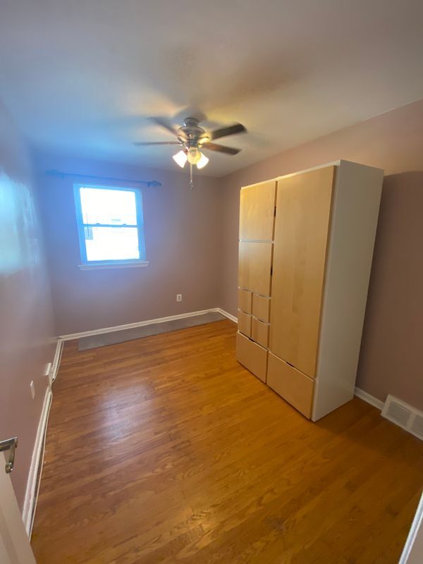 Building Photo - 10860 Parlin Terrace