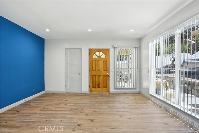 Building Photo - 10416 Fairgrove Ave