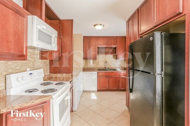 Foto del edificio - 5359 Blackwell St