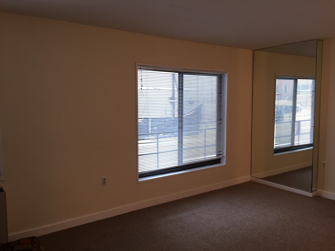 Primary Photo - 1718 P St NW
