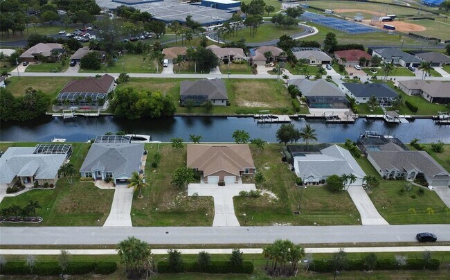 Foto del edificio - 3524 SW 17th Ave