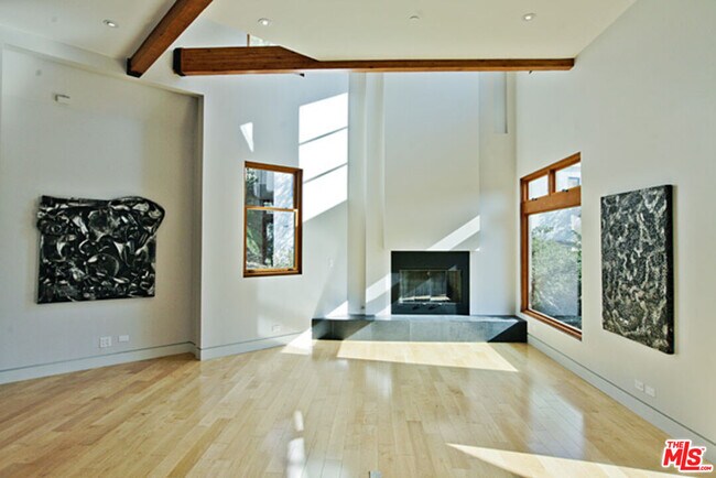 Building Photo - 6050 Mulholland Hwy