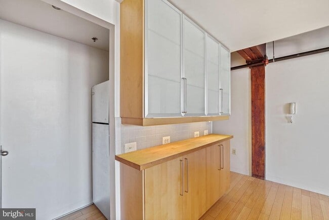 Foto del edificio - 1210 N Palethorp St