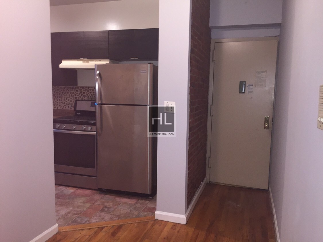 Beautiful Two Bedroom In LIC, NY Apartment for Rent in Queens, NY
