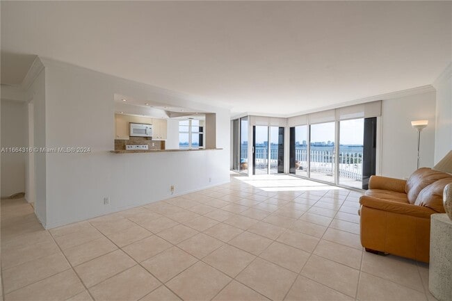 Building Photo - 4000 Towerside Ter