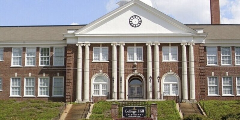 Foto principal - College Hill West Point Apts