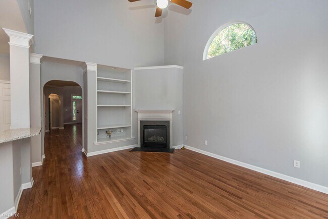 Building Photo - 4 br, 2.5 bath House - 132 Etiwan Park St