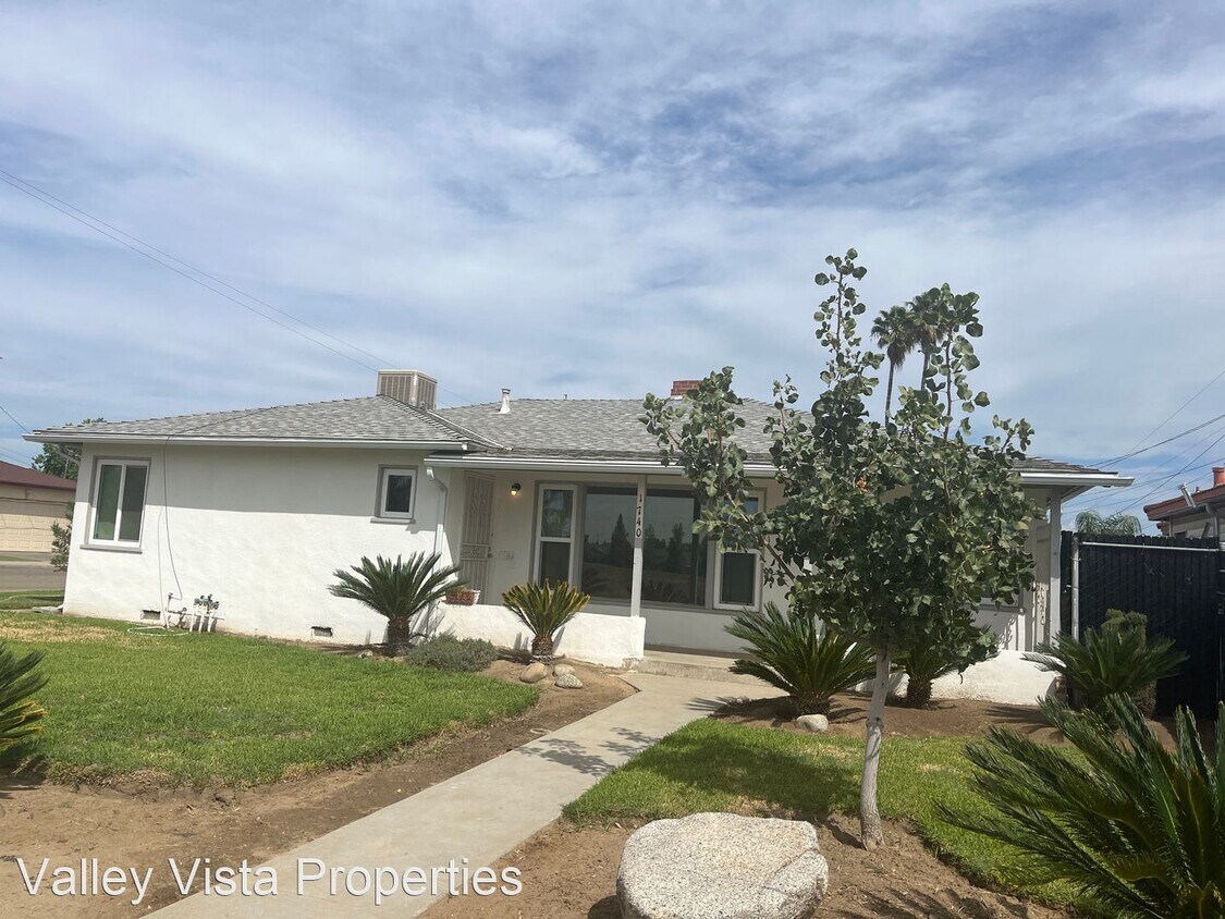 Foto principal - 2 br, 2 bath House - 1740 Cherry Ave