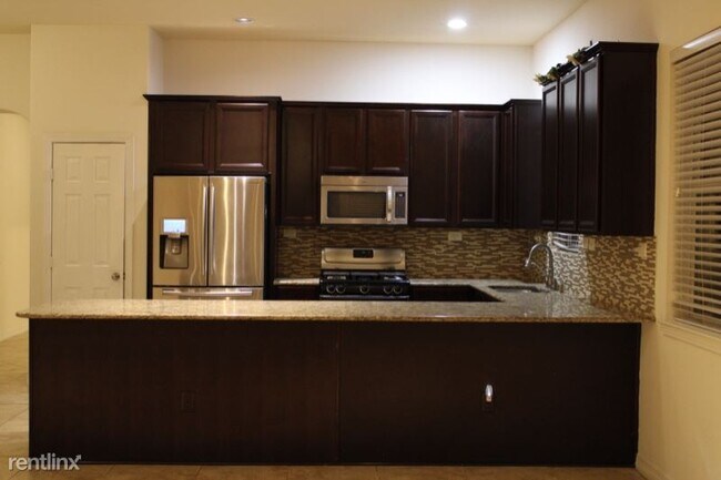 Building Photo - 4 br, 2.5 bath House - 9107 Durango Point Ln