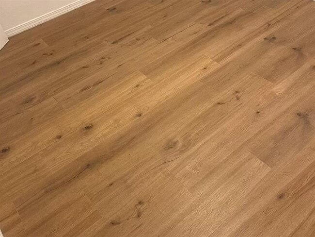 Building Photo - Newly Remodeled