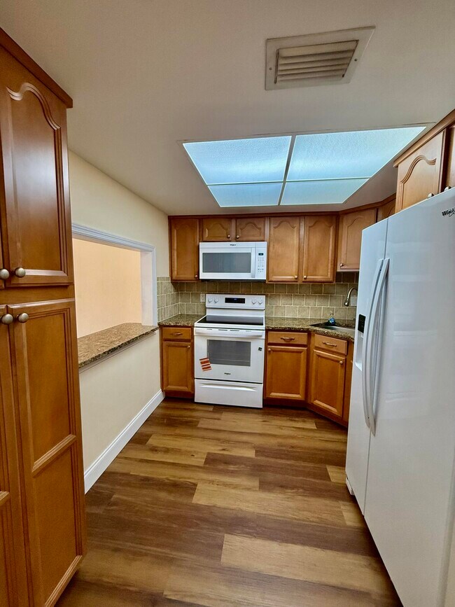 Foto del edificio - 342 Southwind Dr