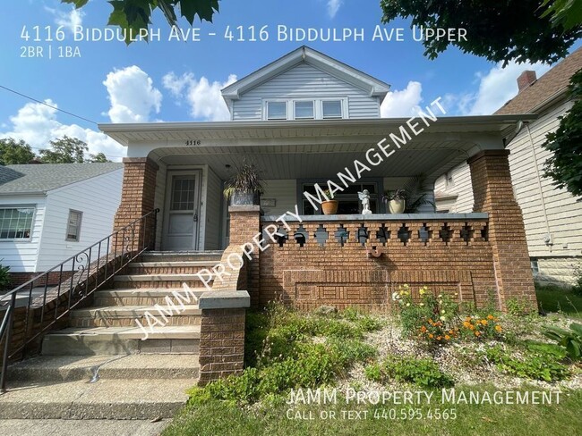 Building Photo - 2 Bedroom Upper unit of Duplex on Biddulph...