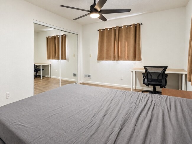 Foto del edificio - 3544 Clayton Rd