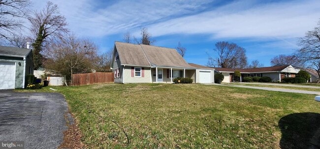 Building Photo - 12504 Chalford Ln