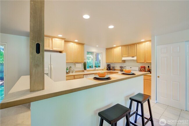 Foto del edificio - 3 bd 2.5 bath Bothell Single Family house.