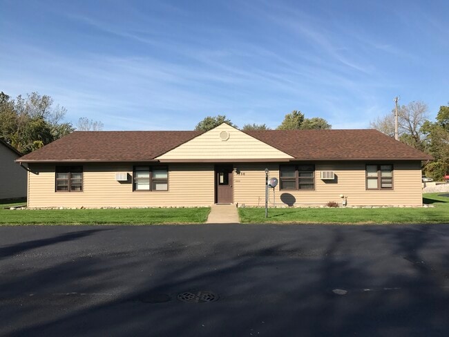 Building Photo - 1742 S Broad St