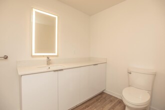 3x2 Bathroom - Mossdale Landing