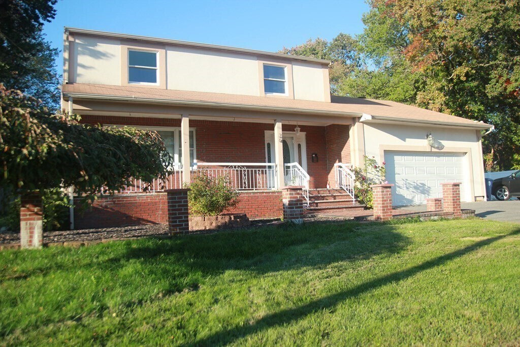 Primary Photo - 36 Chestnut Ave