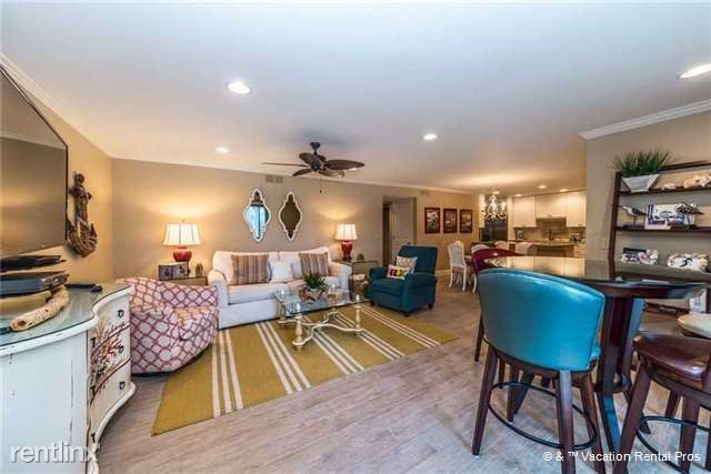 Foto del edificio - 922 Cutter Ct