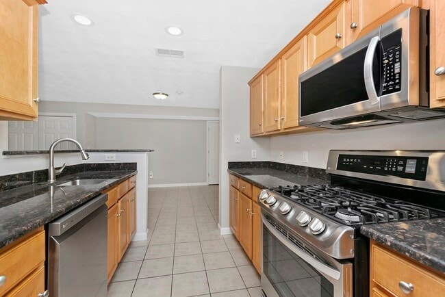 Photo - 260 Main St Apartment