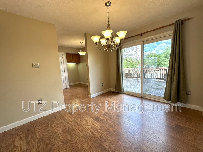 Building Photo - 6168 S Steamboat Way